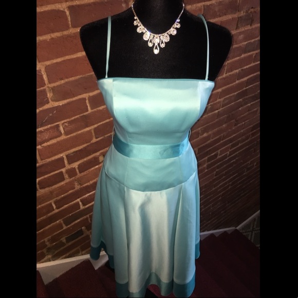 Tiffany Blue Midi Dress - Picture 2 of 2